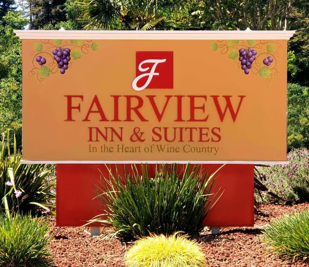 הילדסבורג Fairview Inn & Suites מראה חיצוני תמונה